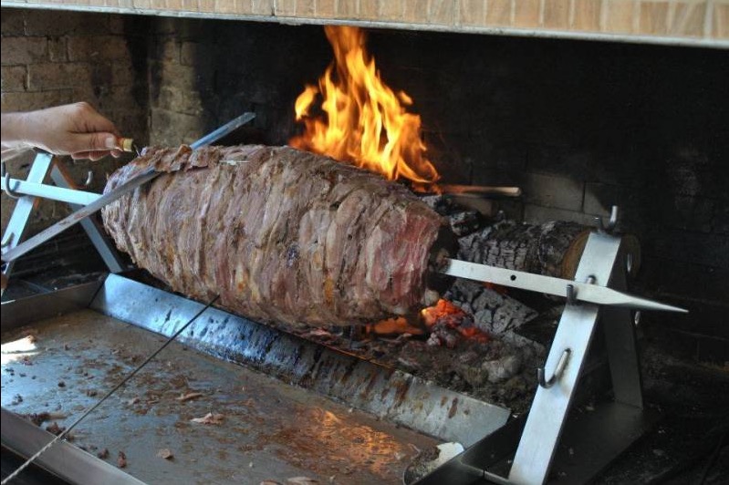 12-meshur-erzurum-cag-kebap