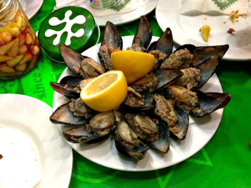 4- cengelkoy_kokorec_midye_dolma