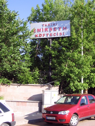 Tarihi Emir Şeyh Nedim Köftecisi