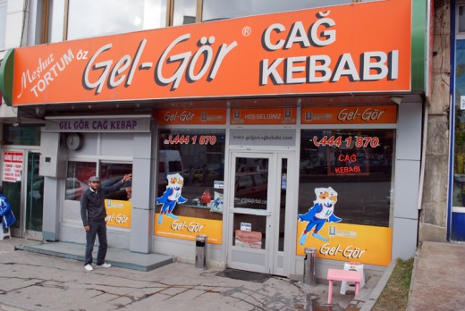 Gel-Gör Tortum Cağ Kebap