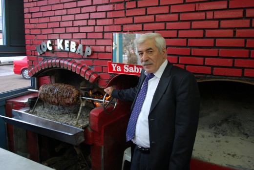Kemal Koç - Koç Cağ Kebap