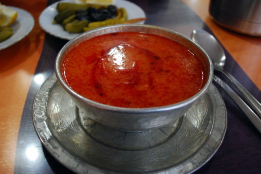 Orta Çorbacı'da Bakır Kasede Çorba