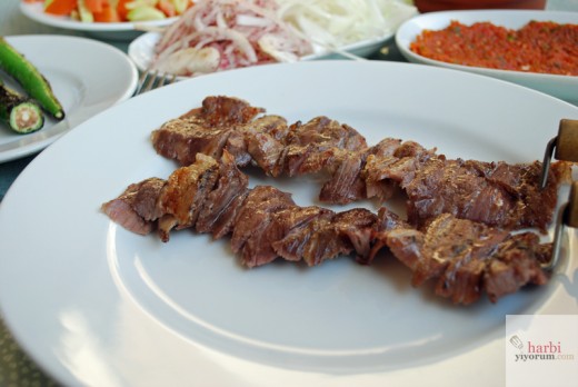 cag-kebabi-meshur-erzurum-cag-kebabi-umraniye-02
