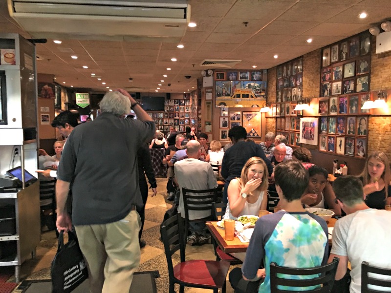 carnegie-deli-midtown-manhattan