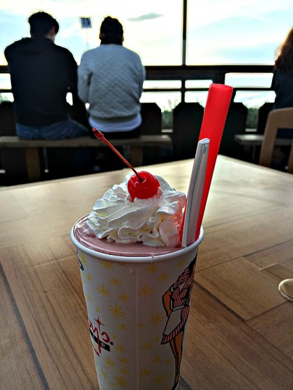 crystal-cove-rubys-shake-shack-02