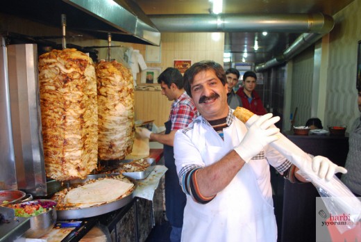erdal-ustanin-kocaman-zurna-tavuk-durumu