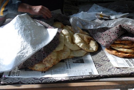 Köşk Kebap, Fırından Taze Çıkan Pideler