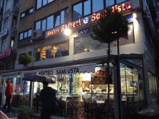 meshur-inegol-koftecisi-sami-usta-karakoy-istanbul-03