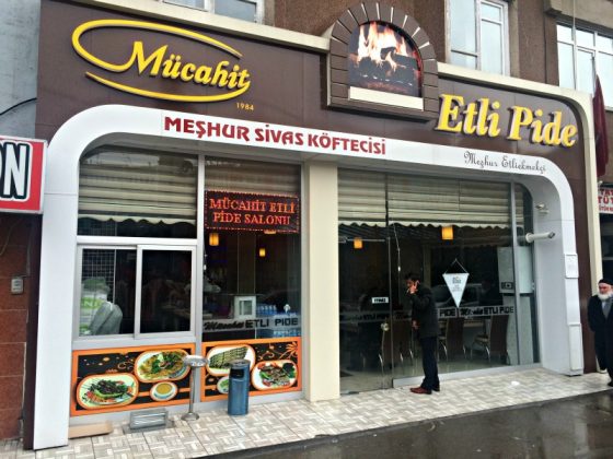 Mücahit Etli Ekmek Pide Salonu Sivas