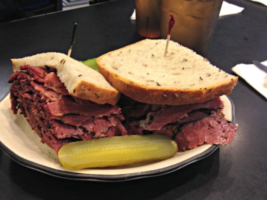 pastrami-corned-beef-pastrami-queen-nyc-01
