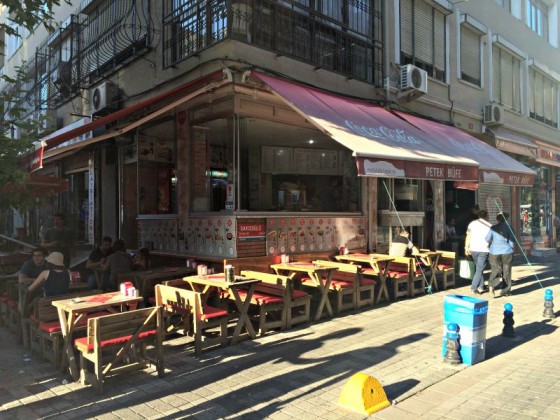 Petek Büfe Kadıköy