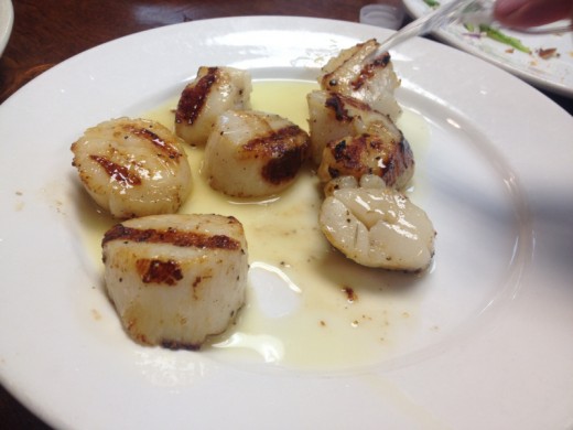 sea-scallops-astoria-seafood-queens-new-york