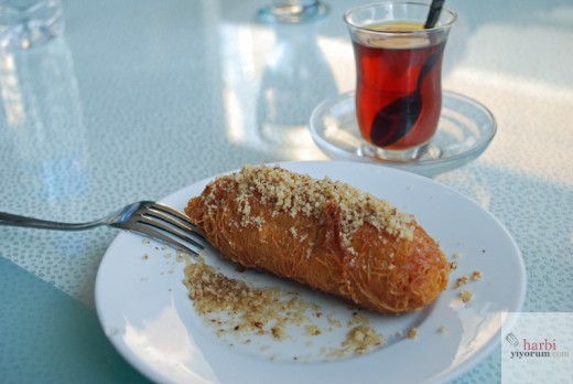 sicak-kadayif-dolmasi-meshur-erzurum-cag-kebabi-umraniye-03