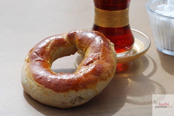tahinli-corek-kardesler-odunlu-ekmek-firini-mardin-02