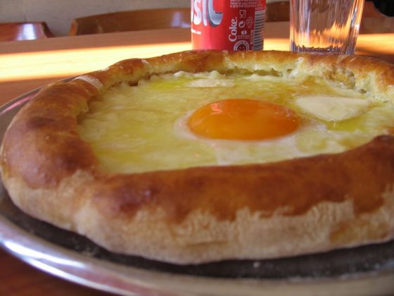 Beyoğlu'nda Karadeniz Pidesi Nerede Yenir?