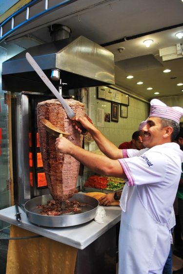 Eminönü'nde Döner Nerede Yenir?