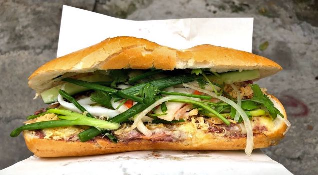 Vietnam'ın soğuk sandviçi Banh Mi