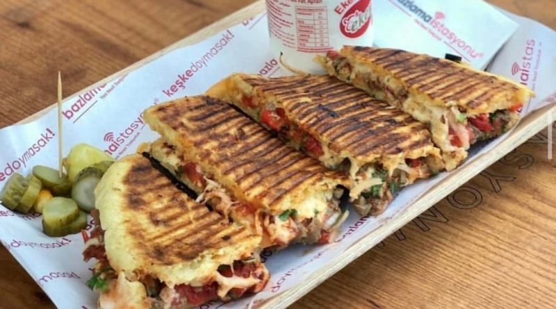 bazlama arası karışık tost