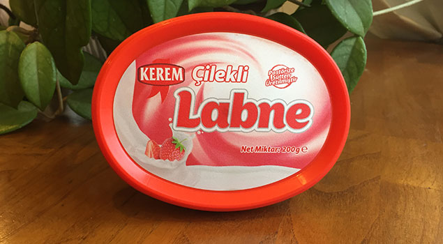 çilekli labne