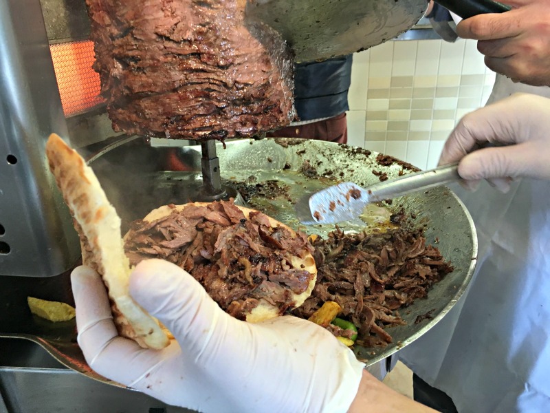 Bağdat Caddesi'nde Et Döner Nerede Yenir?