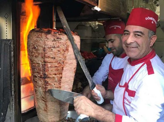 Kapalıçarşı’nın En Harbi Lezzet Mekanları Döner Bank