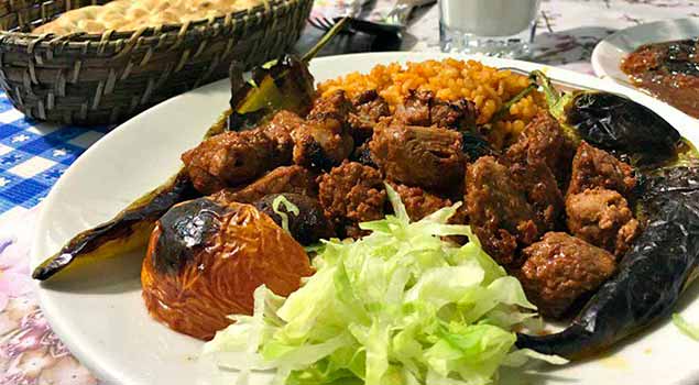 Kapalıçarşı’nın En Harbi Lezzet Mekanları