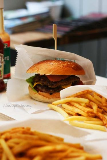 Mano Burger, Asmalımescit