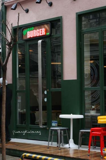 Mano Burger, Asmalımescit