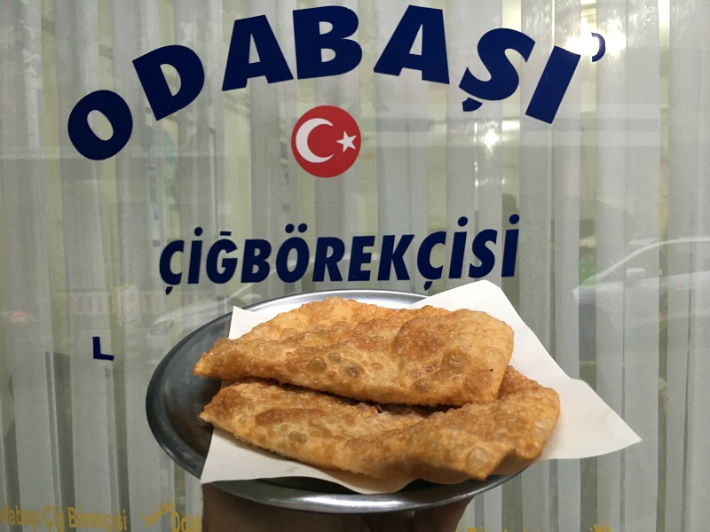 Şehremini'de ÇiBörek Nerede Yenir? Odabaşı Çi Börekçisi