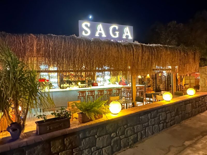 saga-dis-mekan-cephe-gece